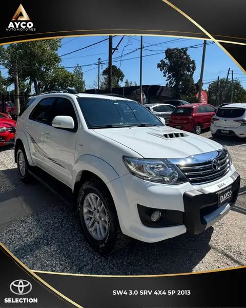Toyota SW4 3.0TDI D-4D SRV CUERO 4X4 7PLS 2013