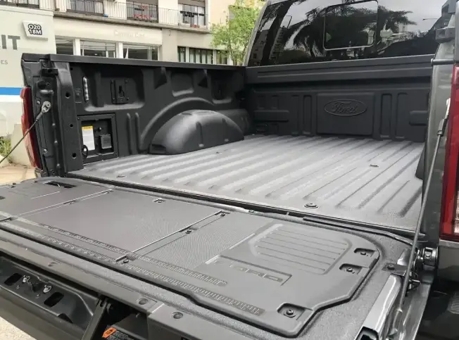 Ford F-150 RAPTOR 3.5L V6 ECOBOOST 4X4 AT 2025