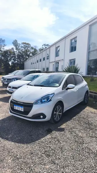 Peugeot 208 1.6 FELINE TIPTRONIC 2020