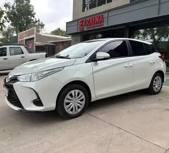 Toyota Yaris 1.5 107cv Xs 2024