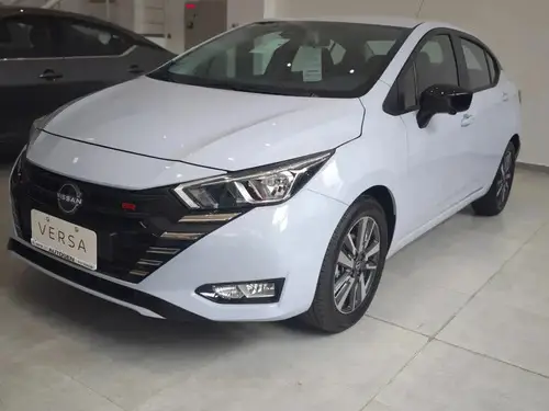 Nissan Versa 1.6 Sr Cvt 2026