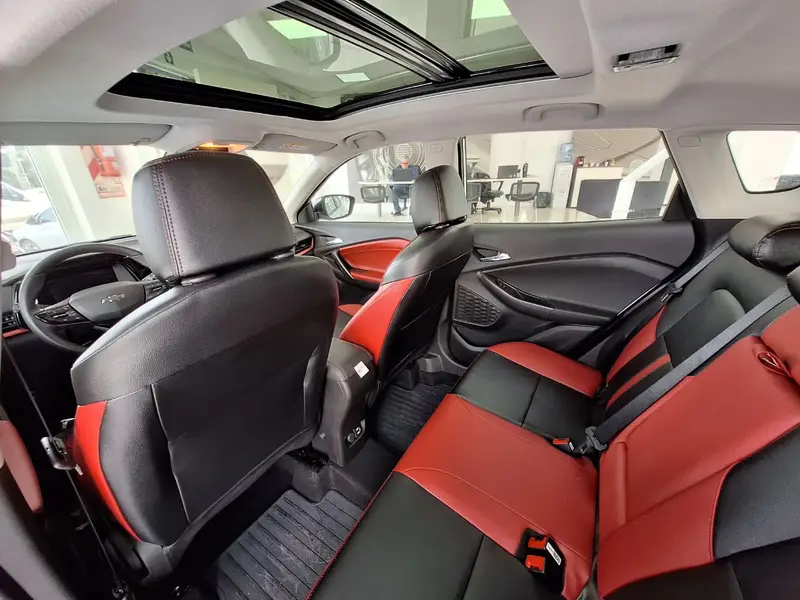 Chevrolet TRACKER RS AT 2026
