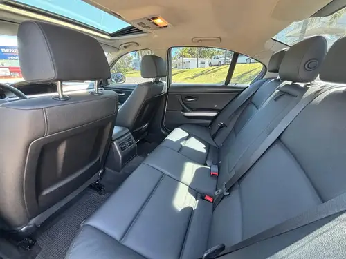 BMW Serie 3 2.5 325i Sedan Executive 2010