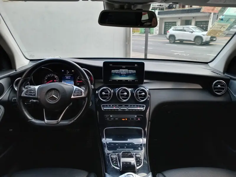 Mercedes-Benz GLC300 2.0 4matic Atomático 2018