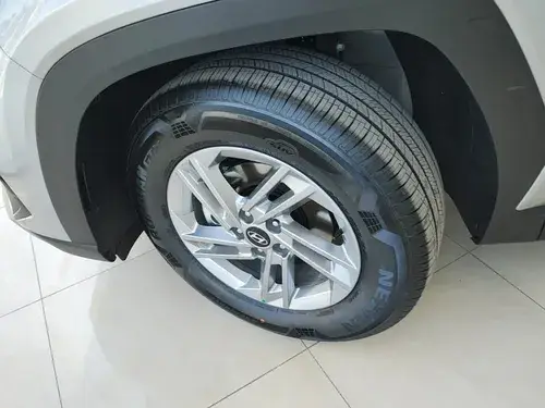 Hyundai Tucson 2.0 Safety 2Wd At 2026