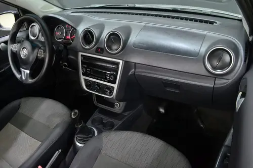 Volkswagen Voyage 1.6 GP I-Motion 2013