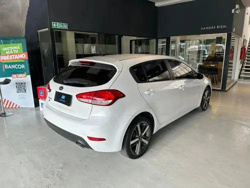 Kia Cerato EX 1.6 AT 2018
