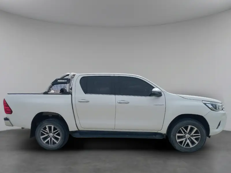 Toyota Hilux 4x4 d/c srx 2.8 tdi 6 a/t 2018