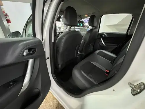 Citroën C3 1.6 Vti 115 At6 Shine 2018