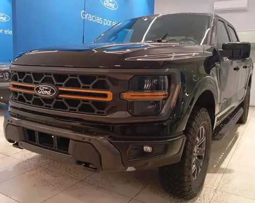 Ford F-150 5.0L V8 Tremor 4X4 At 2025