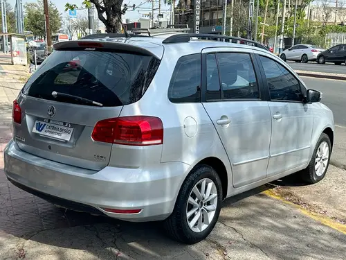 Volkswagen Suran 1.6 Comfortline 101cv 2015