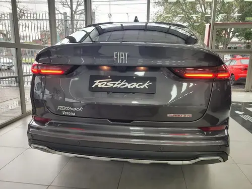 Fiat FASTBACK Turbo 2026