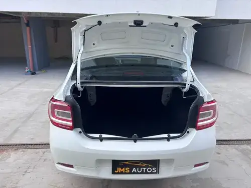 Renault Logan 1.6 16v Life 2025