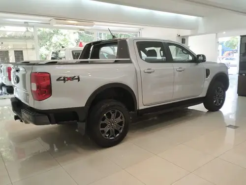 Ford Ranger 2.0T Cd Black 4X4 Mt 2026