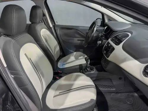 Fiat Punto 1.6 Essence 2013