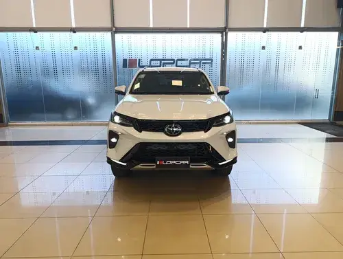 Toyota SW4 2.8 Srx 204Cv 4X4 7As At 2024