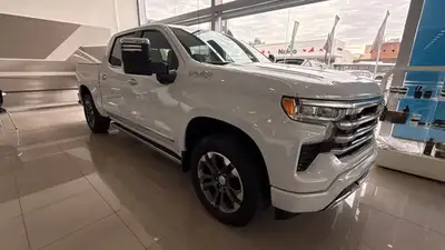 Chevrolet Silverado 5.3 V8 High Country 2026