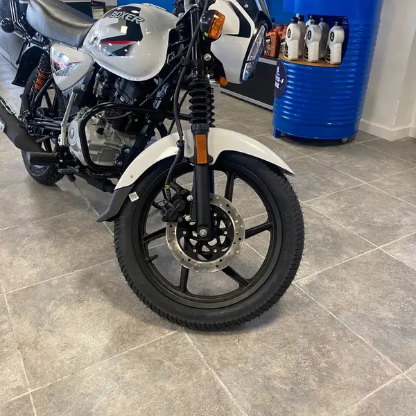 Bajaj Boxer 150 Street 2026