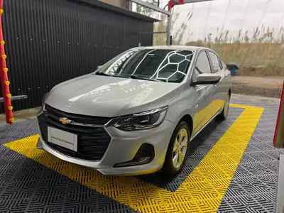 Chevrolet Onix plus 1.0 Turbo Premier At 2020