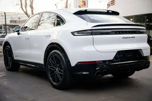 Porsche Cayenne coupé Cayenne GTS Coupé 2026