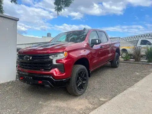 Chevrolet Silverado 5.3 V8 Z71 Trail Boss 2026