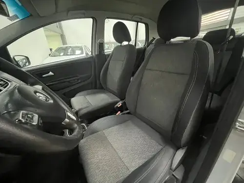 Volkswagen Fox 1.6 Comfortline Pack 5 p 2012