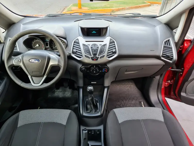 Ford ECO SPORT SE 2015