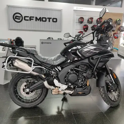 700 MT ADVENTURE Touring 2026
