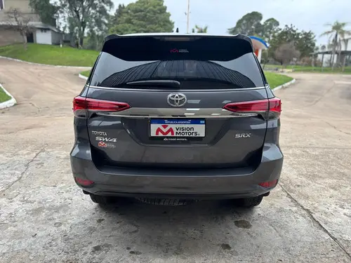 Toyota SW4 2.8 Srx 177cv 4x4 7as At 2017