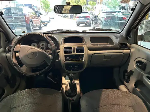 Renault Clio Clio 1.2 Pack 5 ptas 2010