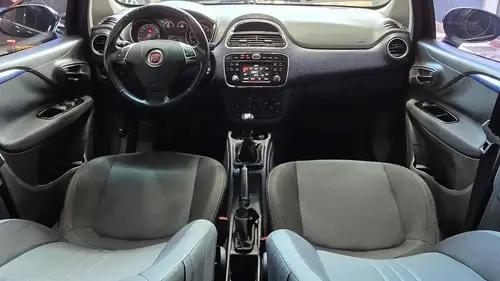Fiat Punto 1.4 Attractive Pack Top Uconnect 2016