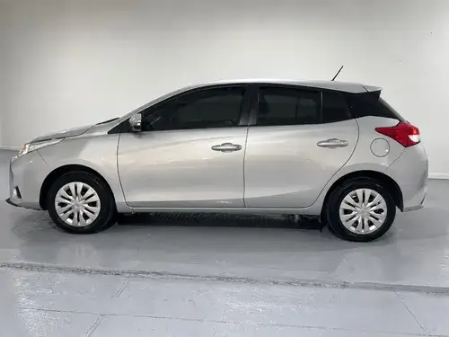 Toyota Yaris 1.5 107cv Xs 2024