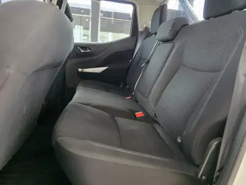 Nissan Frontier 2.3 Xe Cd 4x4 Mt 2020
