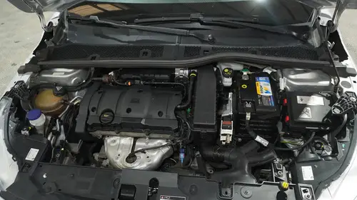Peugeot 208 1.6 Allure 2021