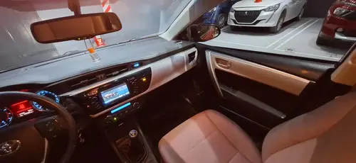 Toyota Corolla XEI 1.8 6M/T 2017