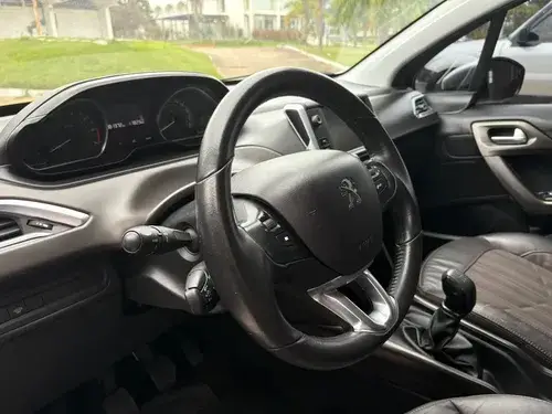 Peugeot 2008 1.6 Feline 2018