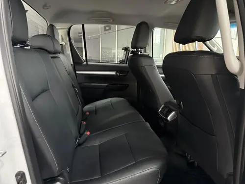 Toyota Hilux Pick-Up 2.8 Cd Srv 204Cv 4X4 At 2026