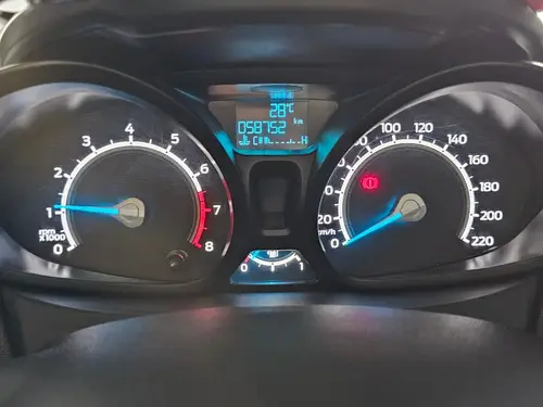 Ford Fiesta Kinetic Design 1.6 Se Powershift 120cv 2018