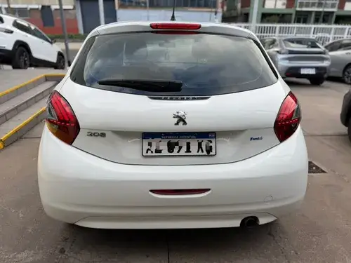 Peugeot 208 1.6 Active 2020