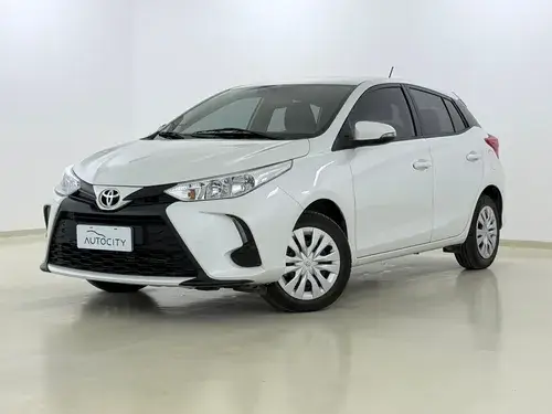 Toyota Yaris 1.5 XS CVT 5P 2025