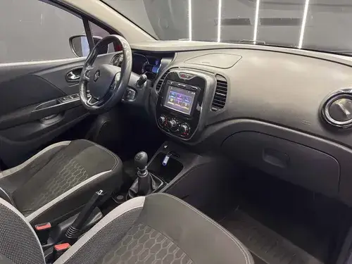 Renault Captur Zen 2.0 MT 2018