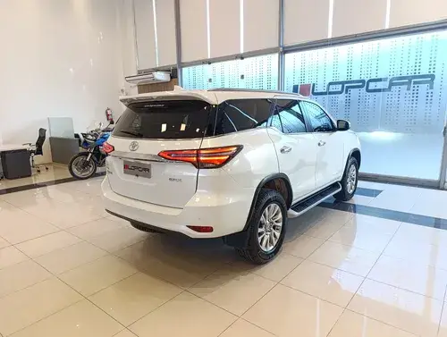 Toyota SW4 2.8 Srx 204Cv 4X4 7As At 2021