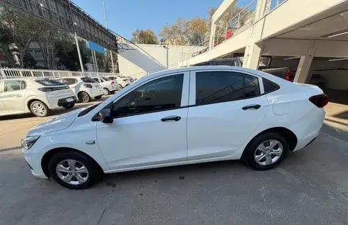 Chevrolet Onix plus 1.2 2021