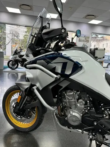 800 MT EXPLORE Touring 2026