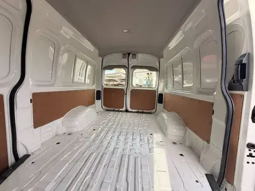 Toyota Hiace 2.8 Furgon L2h2 2023