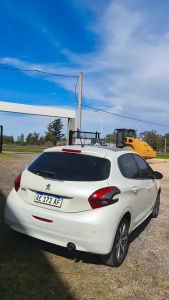 Peugeot 208 1.6 FELINE TIPTRONIC 2020