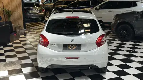 Peugeot 208 1.6 Feline 2017