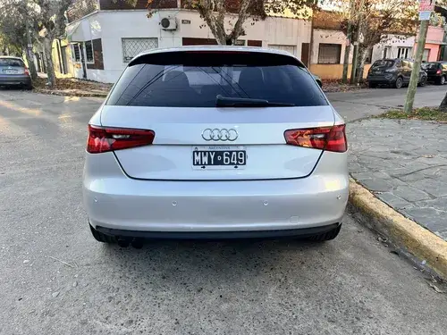 Audi A3 1.4 Tfsi 150 Cv S-Tronic 3P 2013
