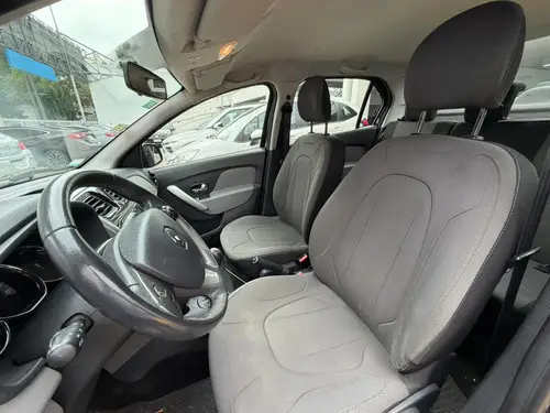 Renault Logan 1.6 Privilege 105cv 2017