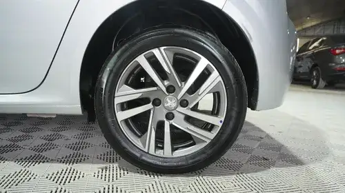 Peugeot 208 1.6 Allure 2021